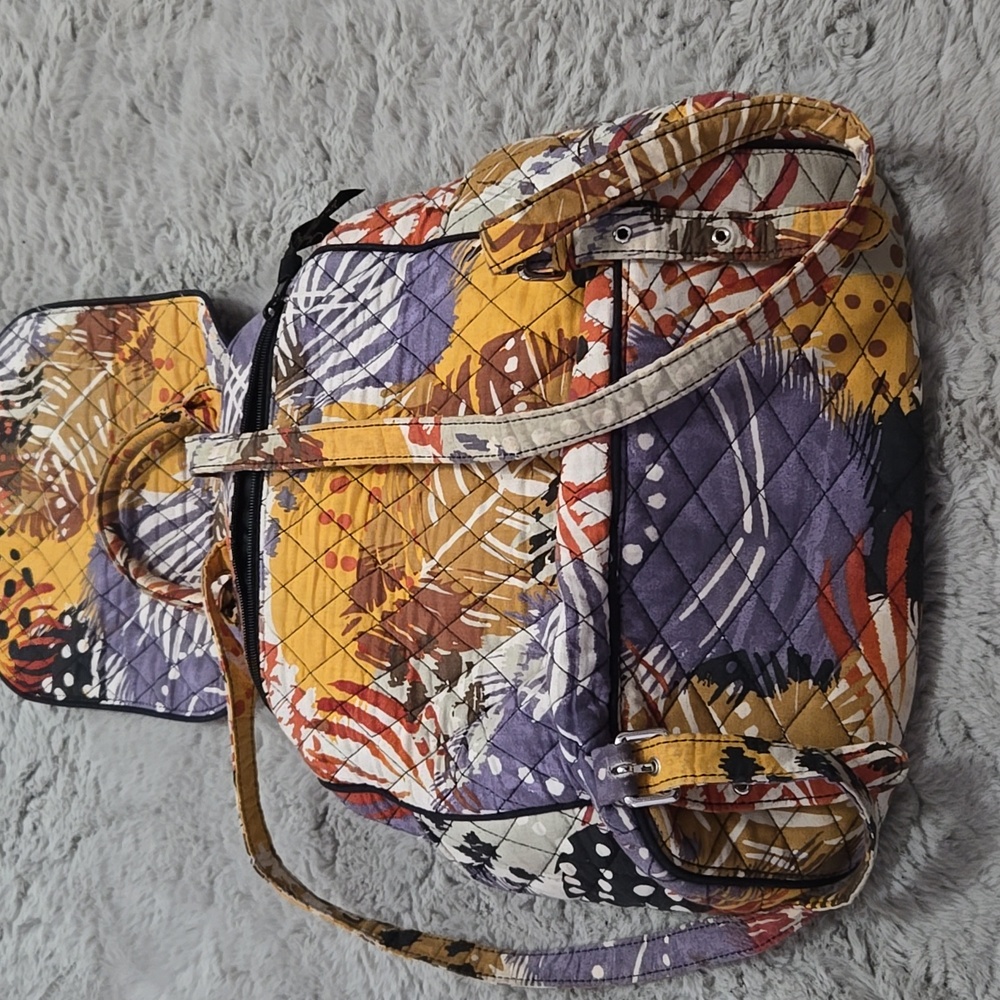 Vera Bradley quilted printed medium sized backpack - Picture 7 of 13